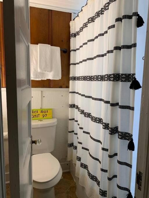 Cajun Stays - Studio Garfield - Pet Friendly Lafayette Extérieur photo